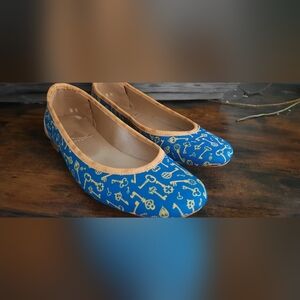 New Tipsy Skipper Flats Size 9